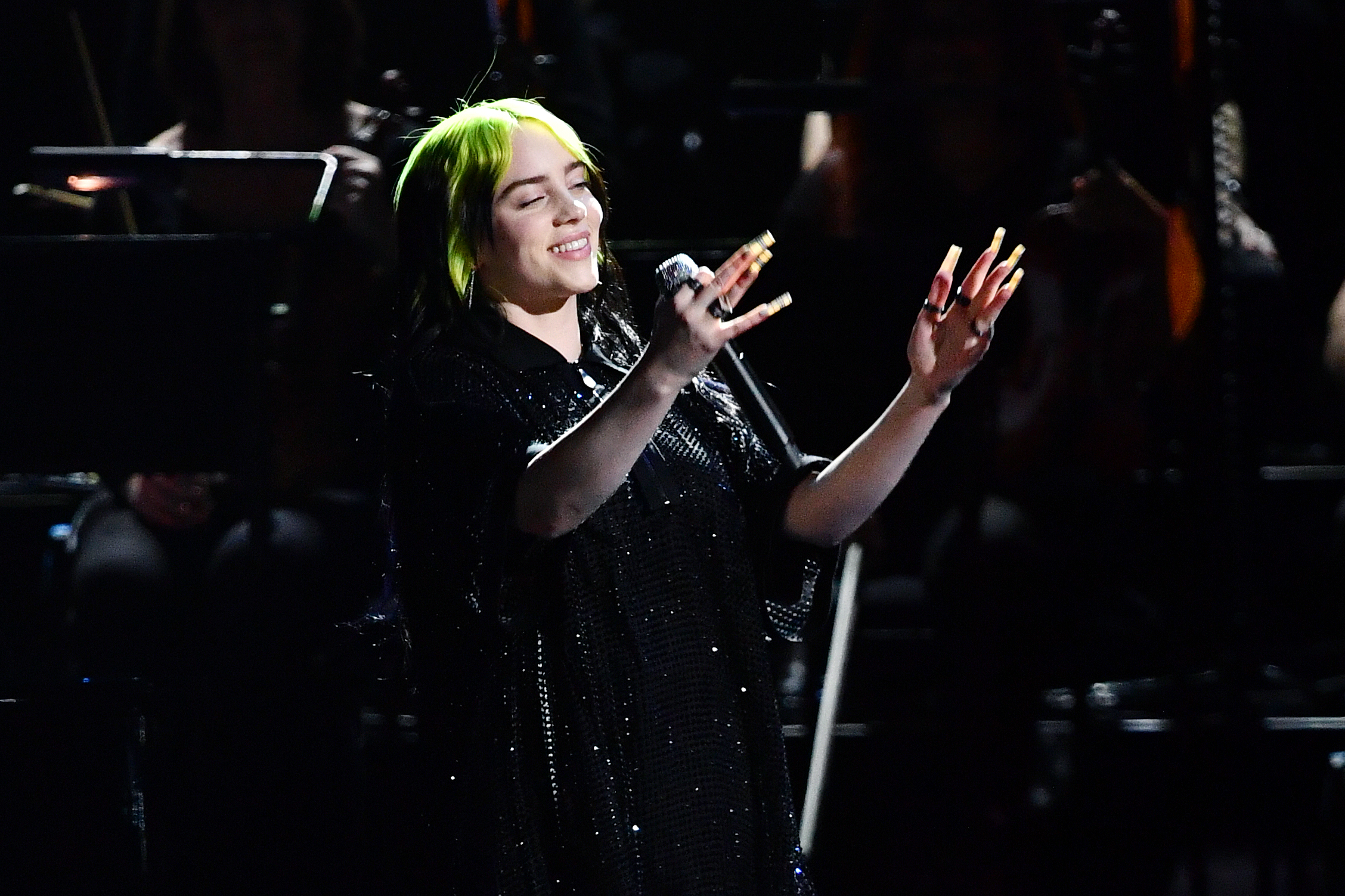 billie-eilish-brit-awards-2.