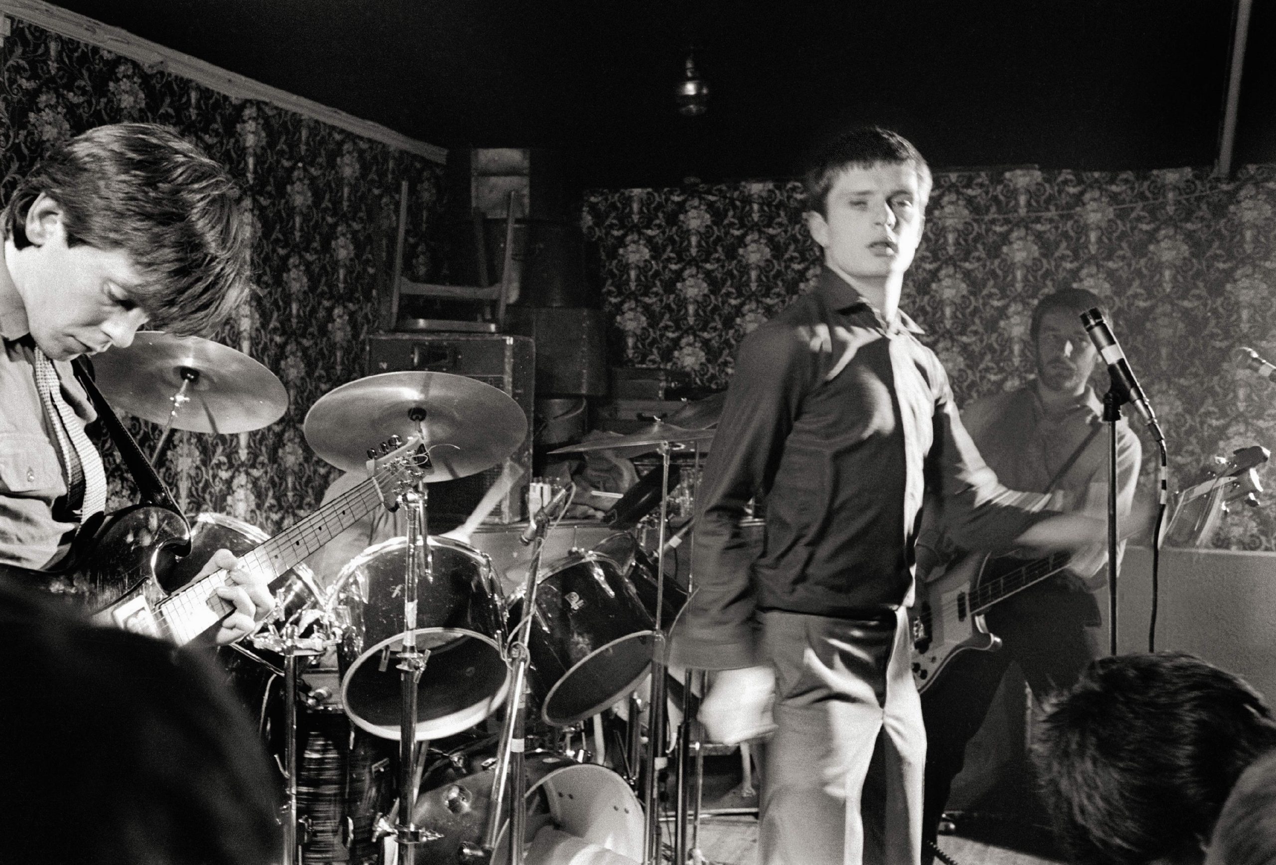 ian-curtis-joy-division