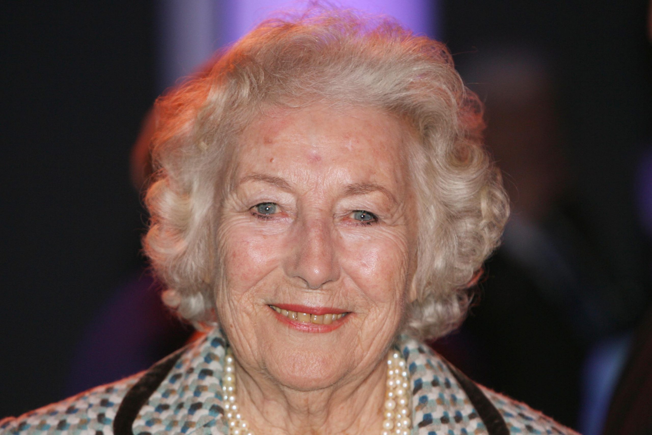 Murió a los 103 años Vera Lynn, la cantante que motivó a las tropas en la Segunda Guerra Mundial