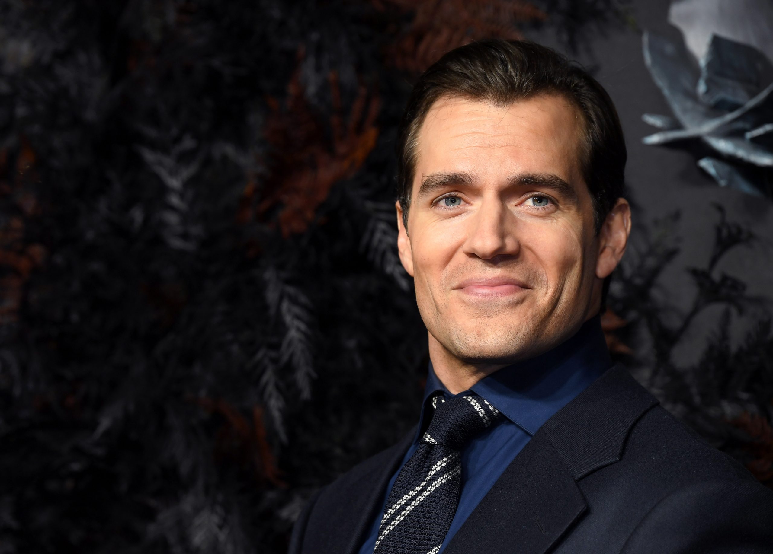 A Henry Cavill le encanta armar computadoras y por supuesto que el internet reaccionó