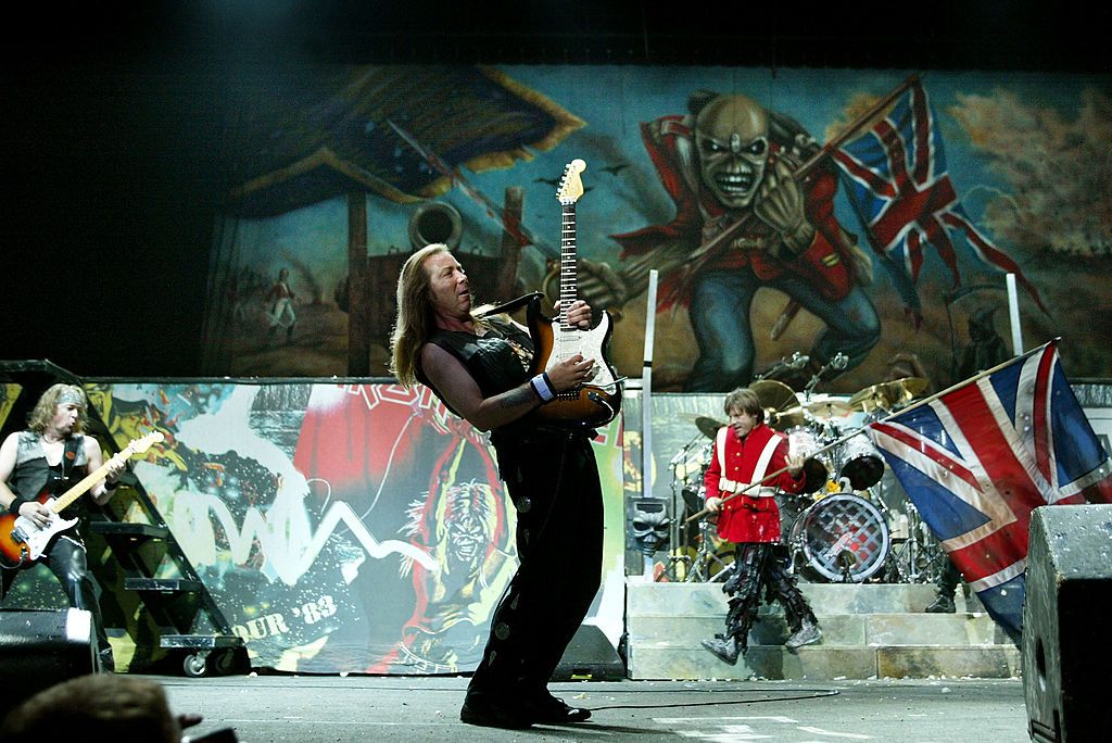 Vean a Metal Trump cantar "Run to the Hills" de Iron Maiden