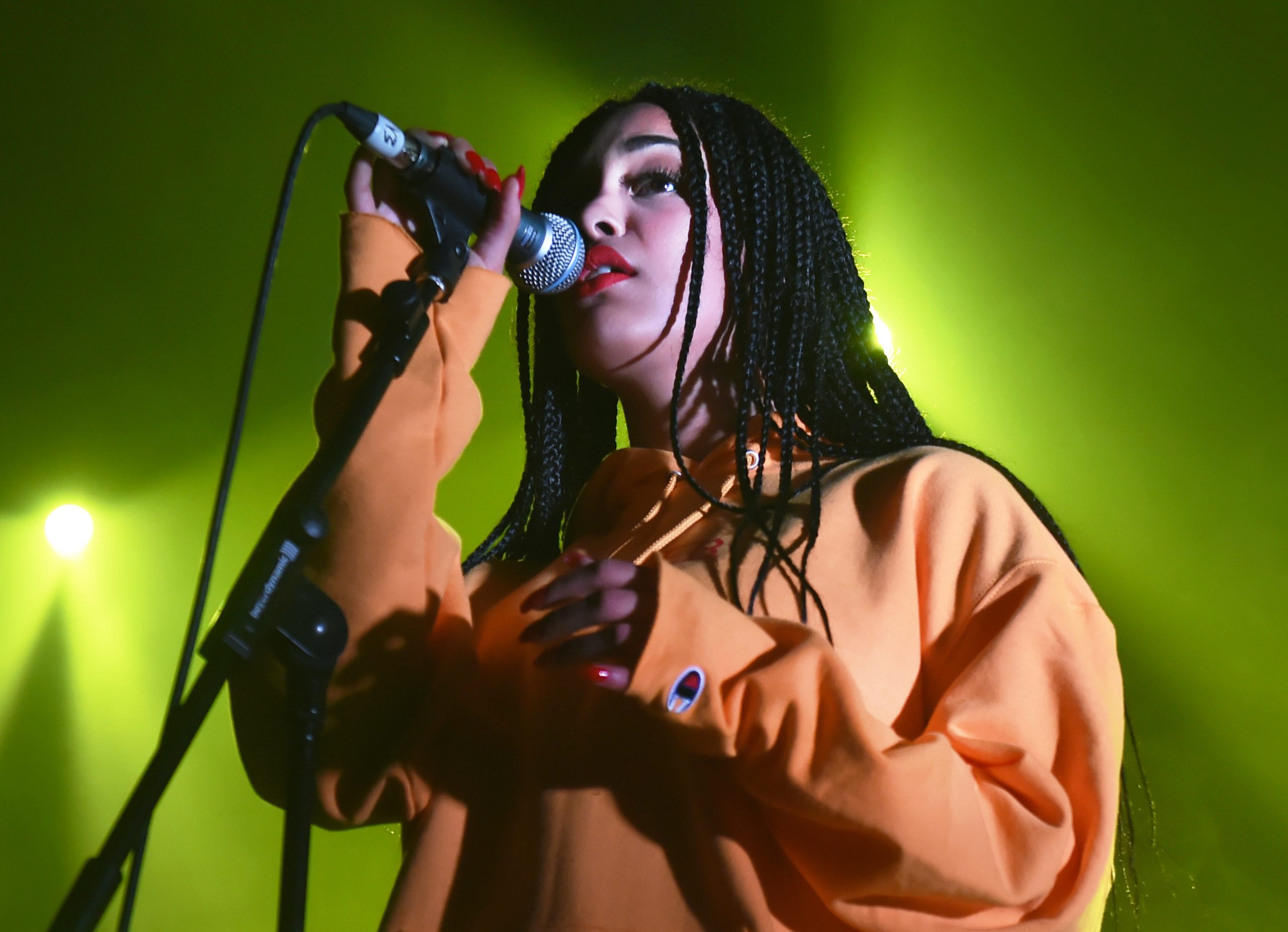 Jorja Smith: La joven promesa del R&B que te enamorará a primera escucha