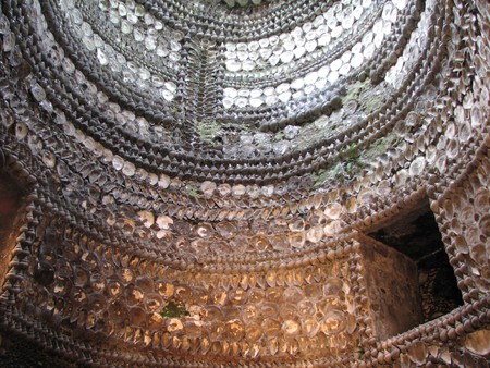 shell grotto