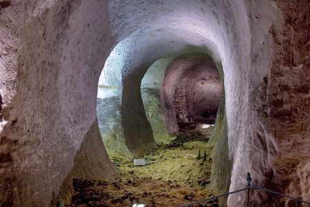 reigate caves