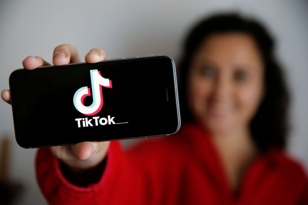 ¿Qué es el 'Benadryl Challenge'? El reto de TikTok que está alertando a médicos en EU