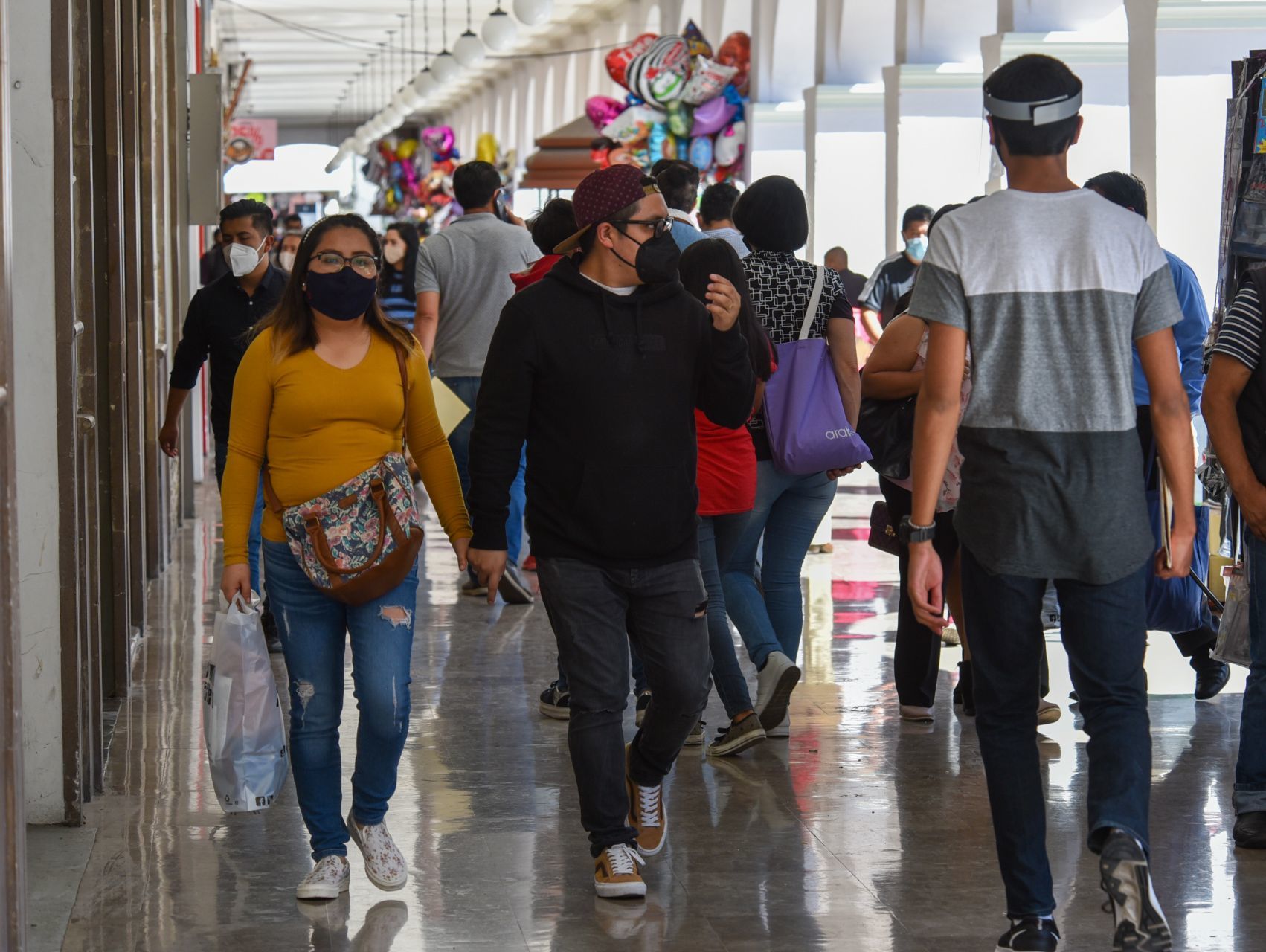 "Son el Grinch que arruinó la Navidad": El regaño de una conductora de TV en Monterrey se hace viral