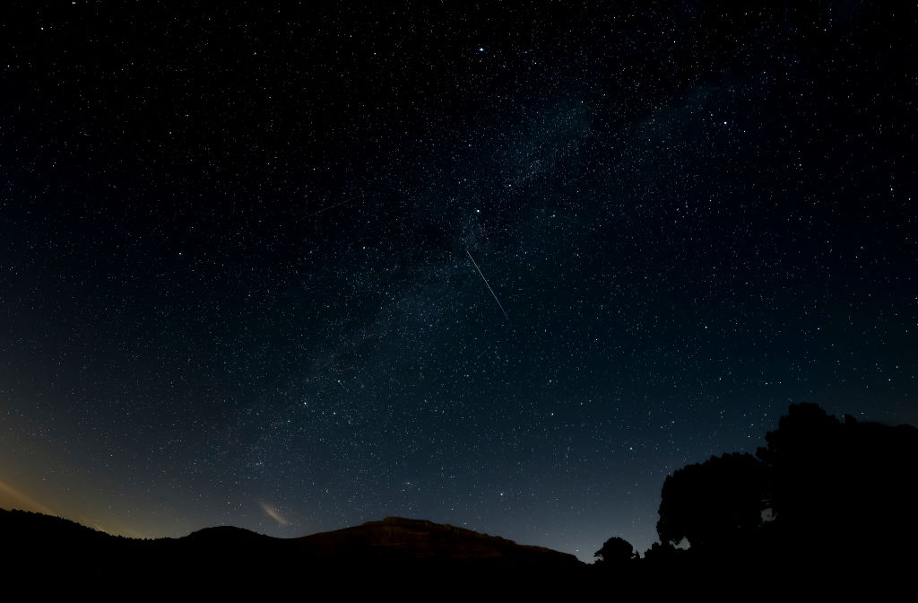 Te decimos cómo ver las Cuadrántidas, la primera lluvia de estrellas de 2021 