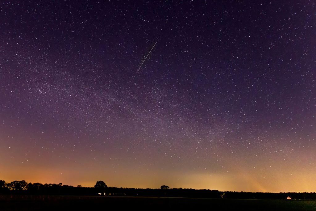 Te decimos cómo ver las Cuadrántidas, la primera lluvia de estrellas de 2021 