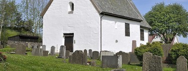 La iglesia románica de Moster y los encantos de las construcciones vikingas