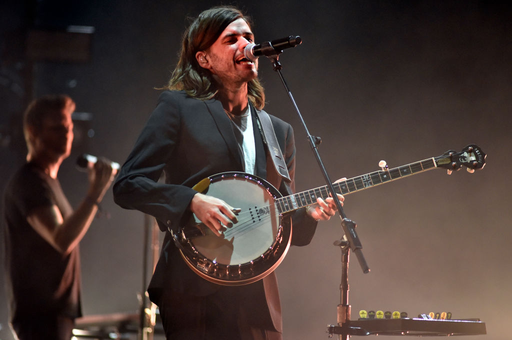 ¿Qué pasó? Winston Marshall anuncia que deja Mumford & Sons 