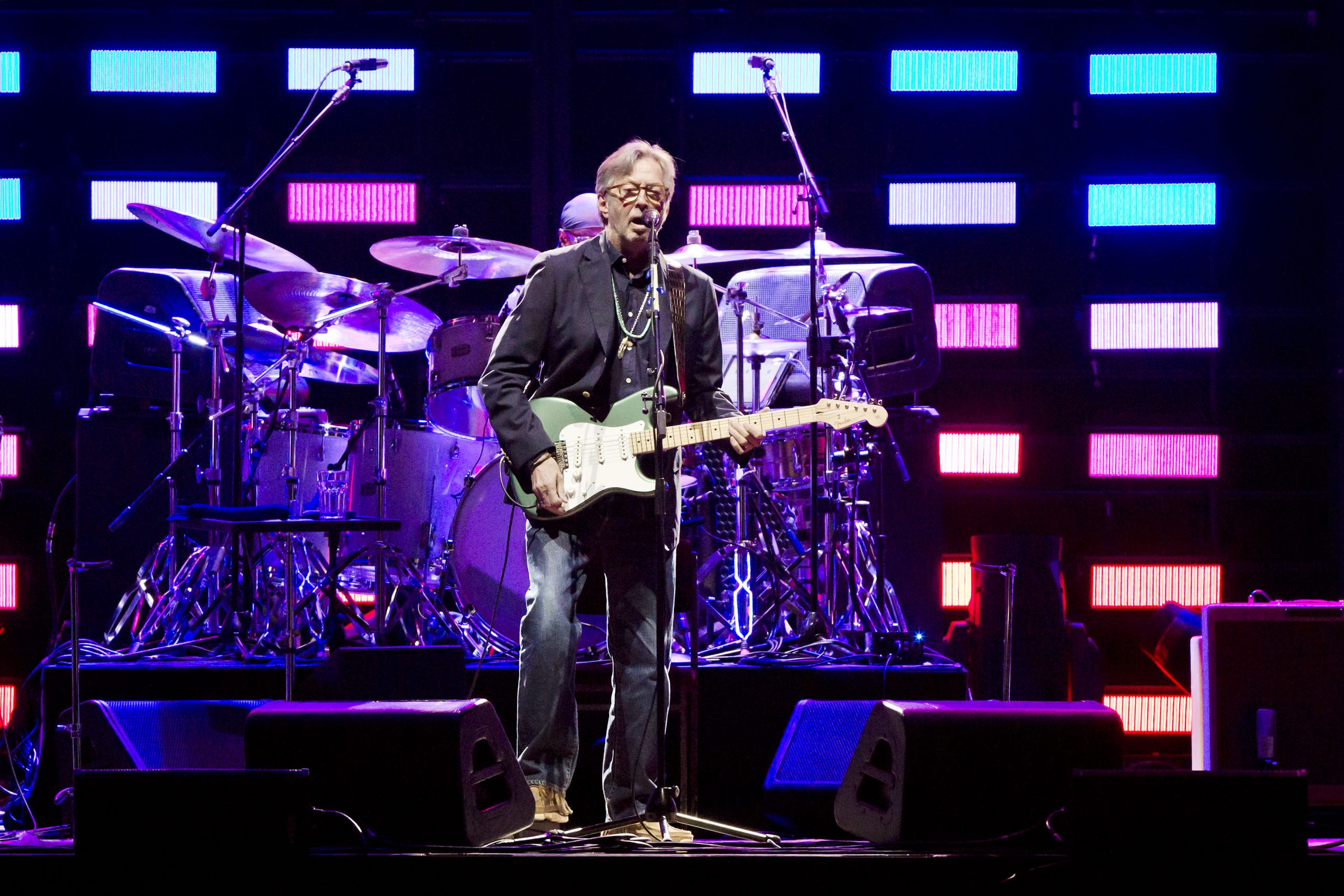 Eric Clapton dice que no dará conciertos en los que se exijan pruebas de vacunación