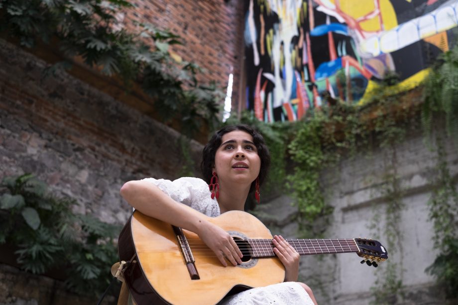 Silvana Estrada canta sobre la violencia de género en "Si Me Matan"