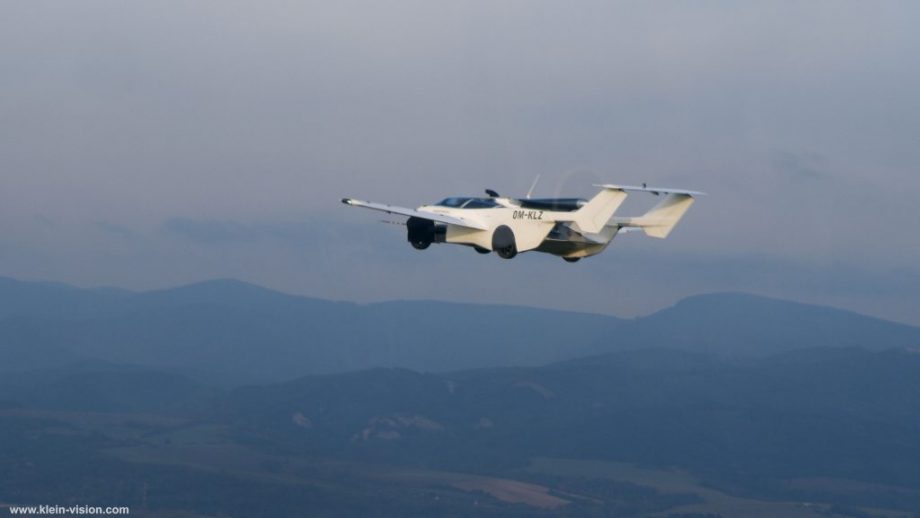 El futuro es hoy: AirCar, el auto volador que completó su primer viaje entre dos ciudades