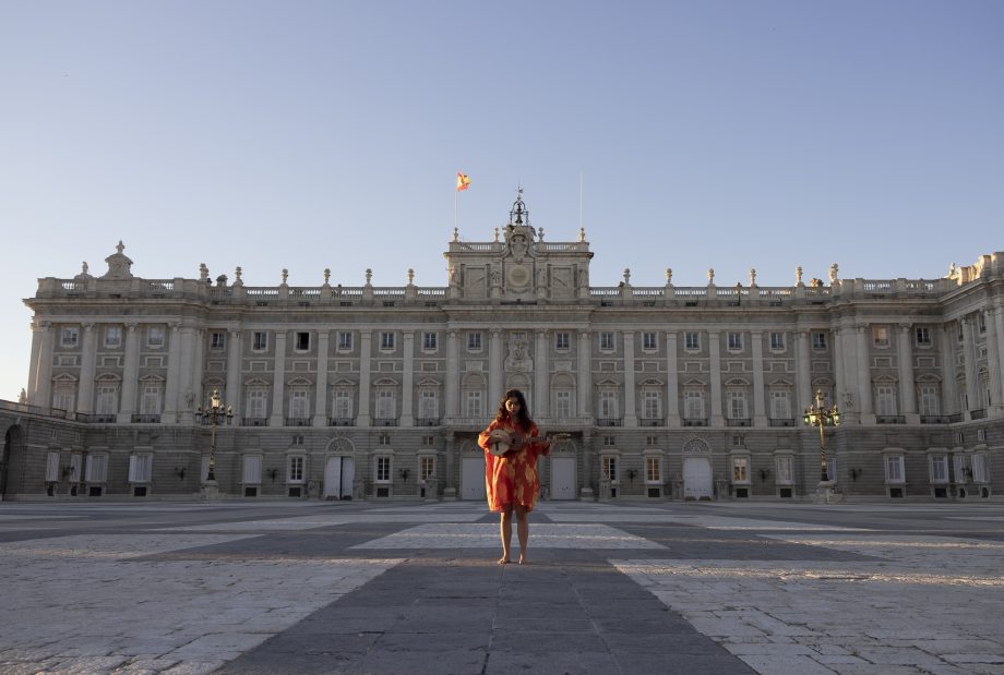 "El gran salto es dejarlo todo por la música": Una entrevista con Silvana Estrada