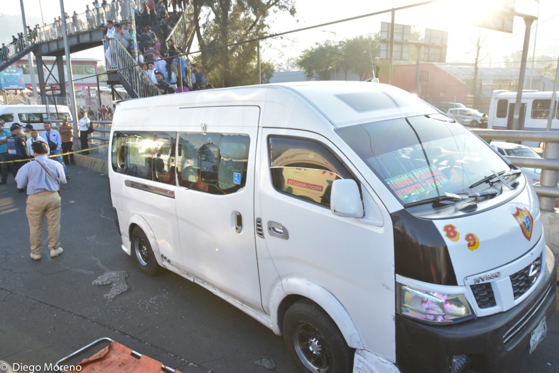 Rápido y furioso nivel: Chofer evita asalto al provocar que delincuentes salgan 'volando' 