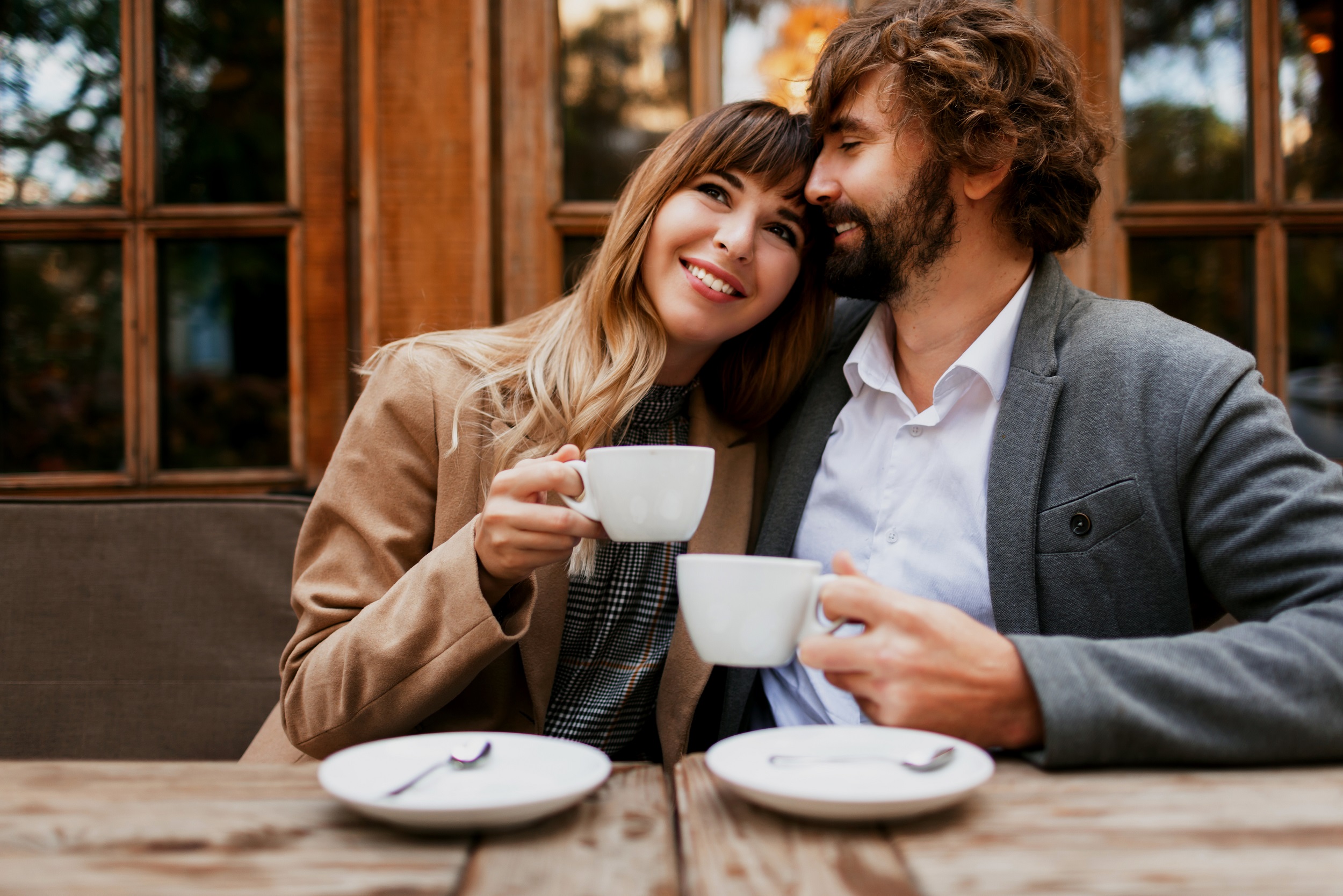 Tu crush, tú y un café de Starbucks