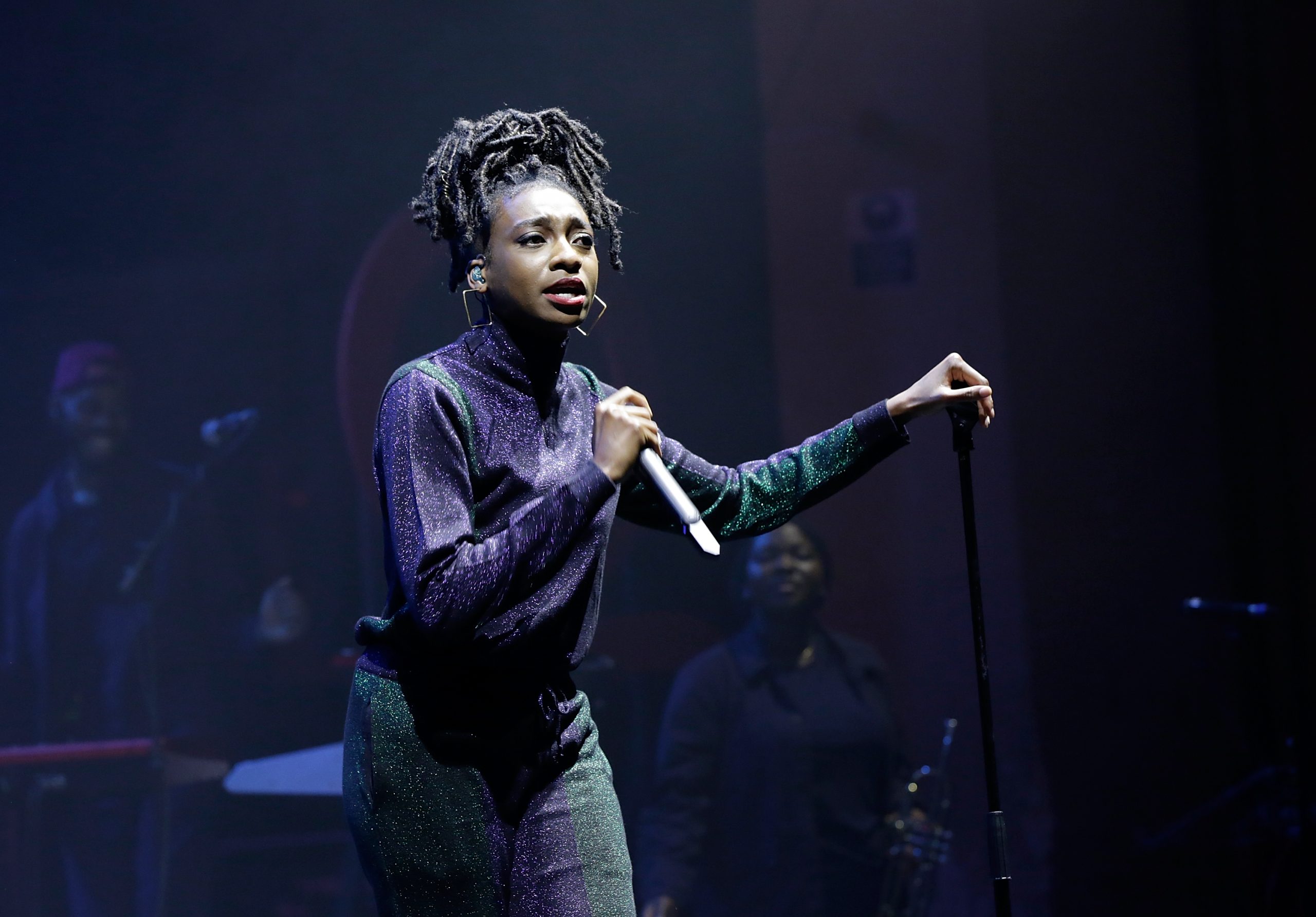 Conociendo a la persona detrás de la artista: Una entrevista con Little Simz