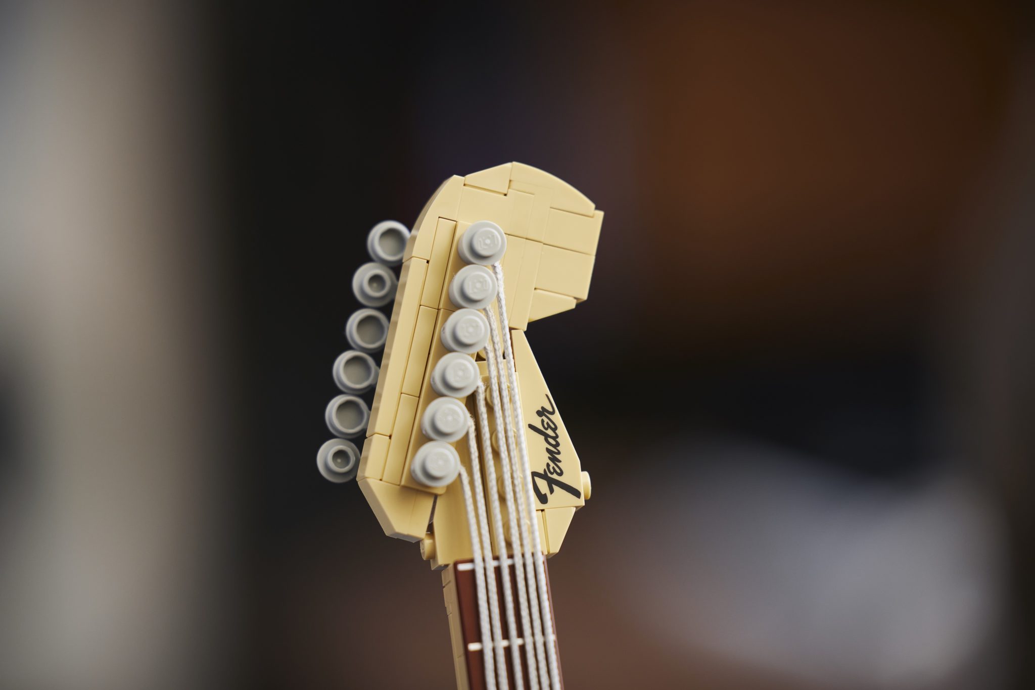 LEGO lanzará un set de la Fender Stratocaster para sacar tu lado más rockero 🎸