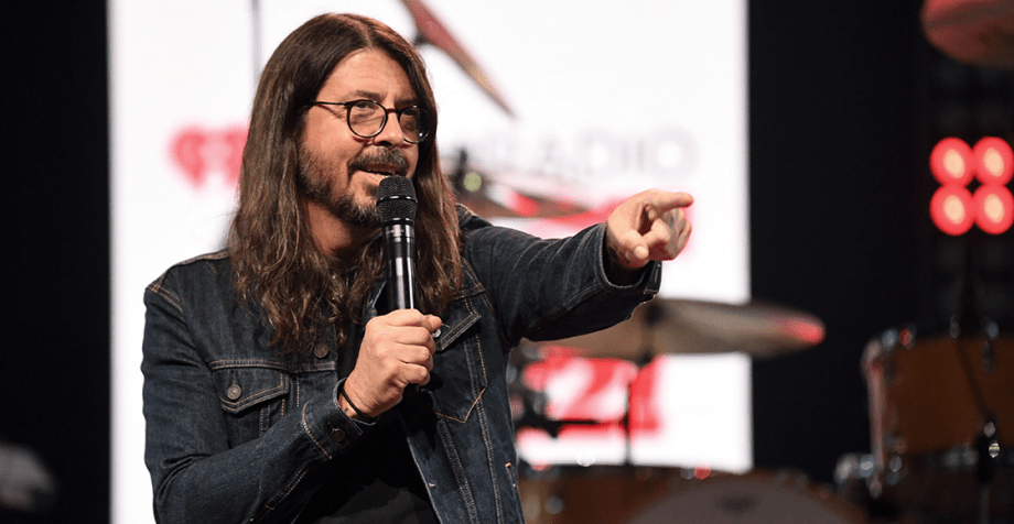 ¡Ya queremos leerlo! Dave Grohl nos contará sus mejores anécdotas del rock en un libro