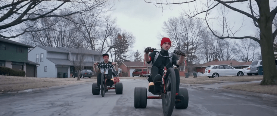 La angustia de crecer: La historia y el significado de "Stressed Out" de Twenty One Pilots