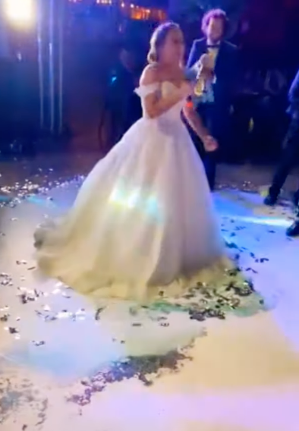 ¡Barras pesadas! Novia arma una batalla de rap en su boda y se hace viral