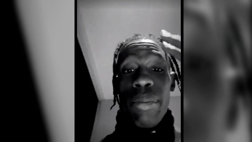 Travis Scott está “absolutamente devastado” por la tragedia en ‘Astroworld’