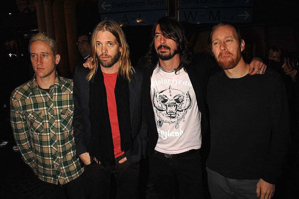 Recodemos el cover de Foo Fighters a "Keep The Car Running" de Arcade Fire