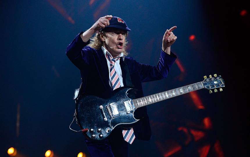 Lo dice la ciencia: Escuchar a AC/DC hace a los cirujanos más precisos y rápidos