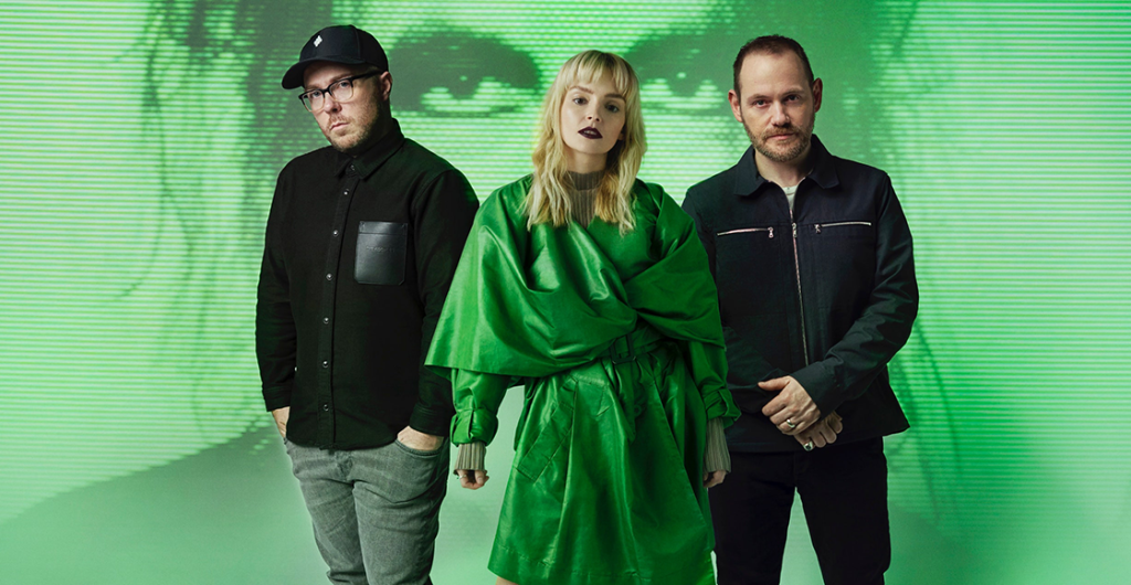 Chvrches anuncian nuevo disco y estrenan "How Not To Drown" con Robert Smith