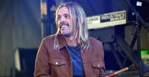 Foo Fighters dará dos conciertos tributo a Taylor Hawkins y te decimos lo que debes saber