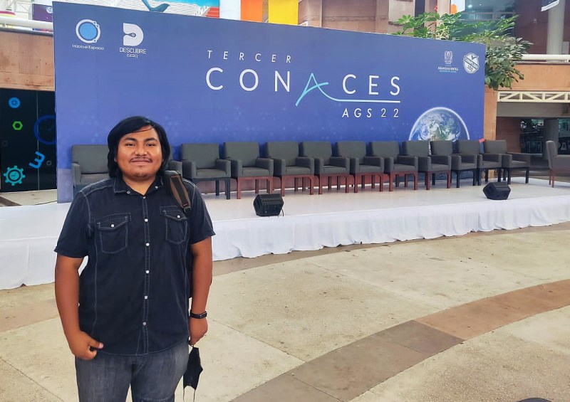 Estudiante mexicano de origen maya participará en proyecto Dragonfly de la NASA. Foto de EFE