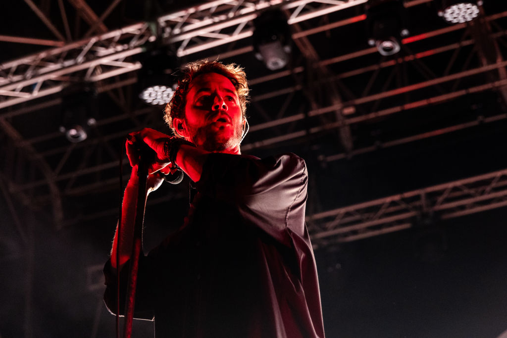 Editors nos cuenta cómo fue el camino hacia su nueva etapa con 'EBM'