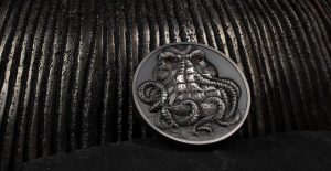 moneda-palau-lovecraft-cthulhu