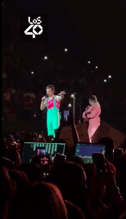 Tipazo: Harry Styles detiene un concierto para proteger a sus fans en Colombia