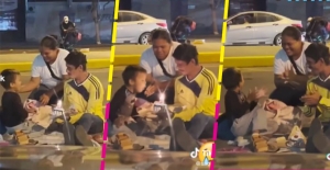 Padres celebran cumple de su hijo en la calle y su felicidad es única