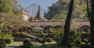 ¿Dormir cerca del cráter de un volcán? Conoce la Hacienda de San Antonio en Colima