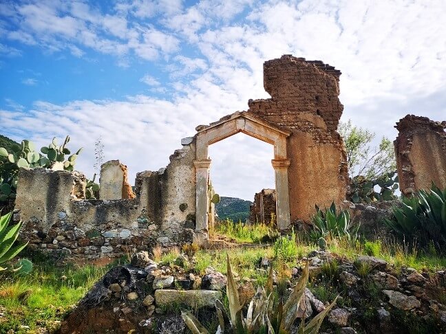 cinco-pueblos-fantasma-para-recorrer-en-mexico