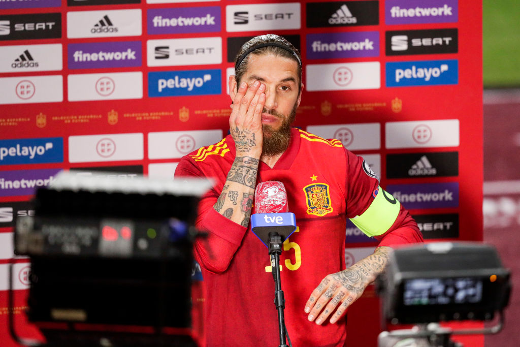 Sergio Ramos se ve obligado a retirarse de la Selección de España