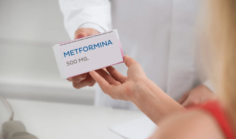 Metformina aliviaría síntomas de COVID-19 persistente, revela experto. Foto de Diabesmart