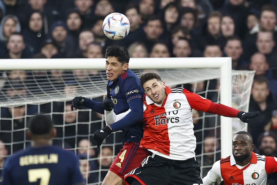 santiago gimenez contra edson alvarez