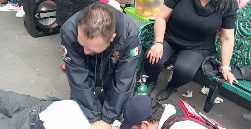 Un hombre de la tercera edad murió de un posible infarto cuando participaba en un baile masivo en el Kiosco Morisco.