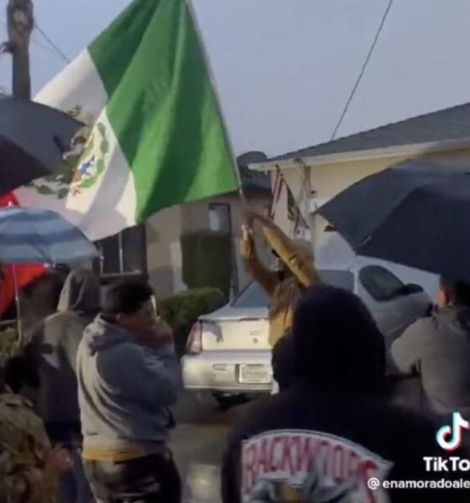 Gringo corre a mexicanos de su cuadra y ellos se organizan para llevarle Banda 