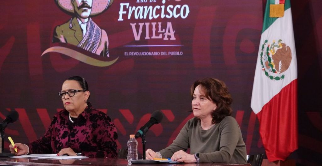 Rosa Isela Rodríguez, secretaria de Seguridad Ciudadana, y Sara Irene Herrerías Guerra, titular de la Fiscalía Especializada en materia de Derechos Humanos, ofrecieron la segunda conferencia de prensa en Palacio Nacional para dar seguimiento sobre el caso de los 39 migrantes que fallecieron en un Centro de Instituto de Migración en Ciudad Juárez.