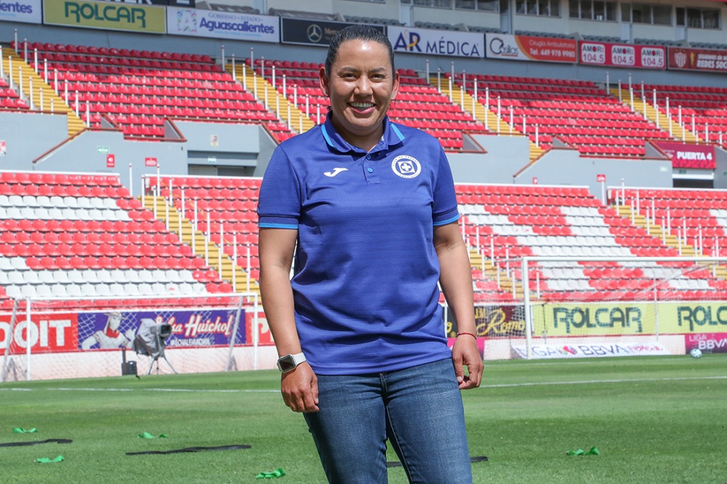 "No lo provoquemos": La controversial opinión de Cecilia Cabrera, DT de Cruz Azul Femenil, sobre el acoso en la Liga MX Femenil