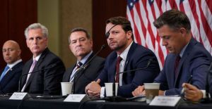 dan-crenshaw-iniciativa-estados-unidos