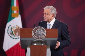 AMLO informa búsqueda de Ceci Flores.