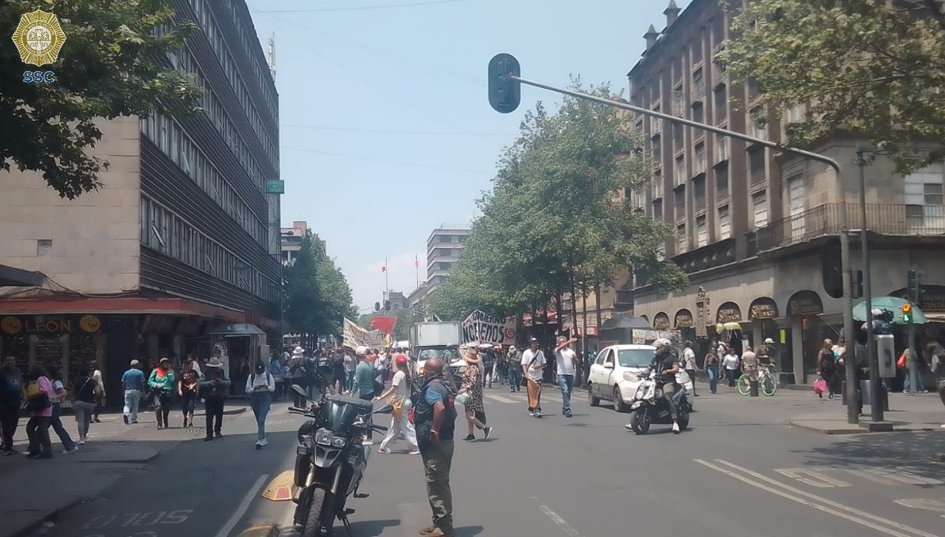 marcha-estudiantes-unam-zocalo