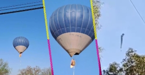 El momento en que se desploma un globo aerostático en Teotihuacán