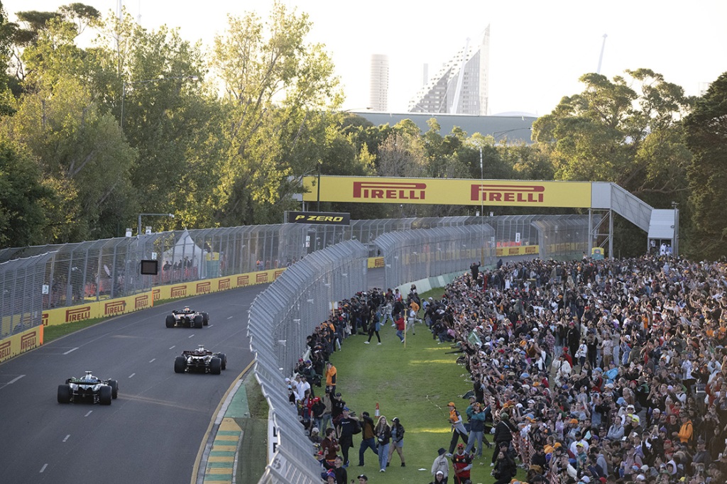 gp de australia invasion circuito albert park