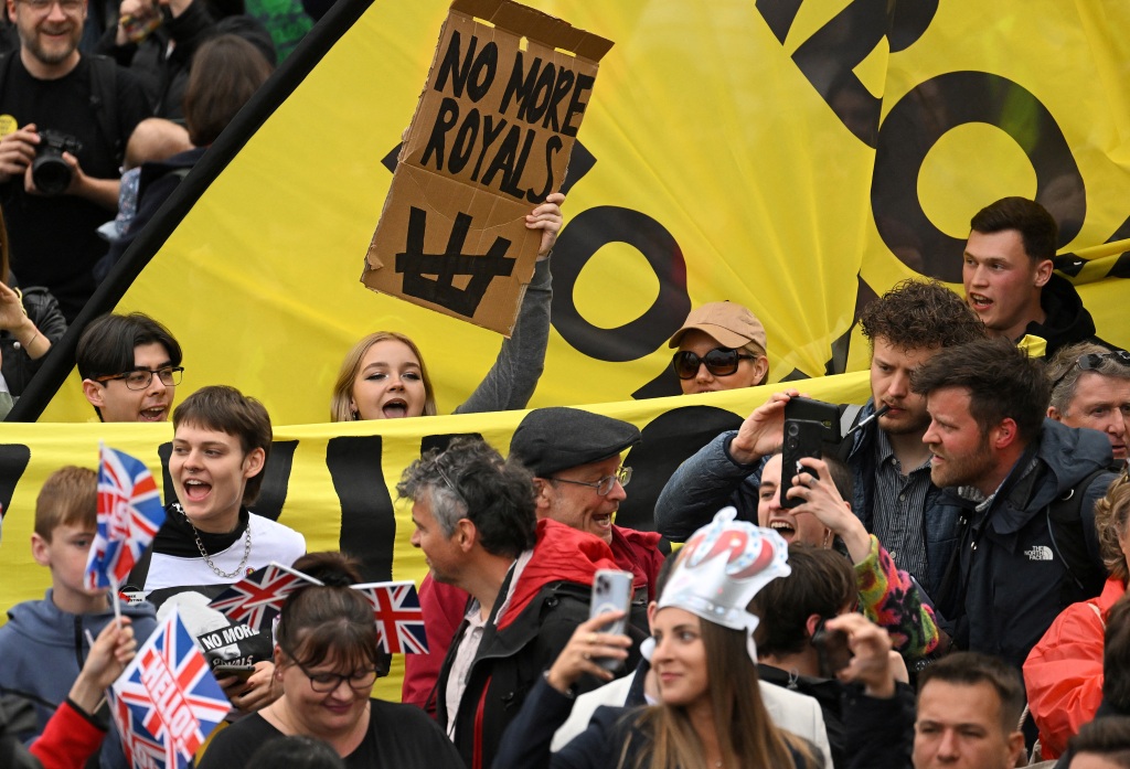 "Not My King": Las protestas contra Carlos III y la monarquía durante su coronación